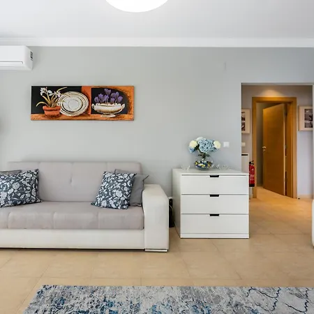 Daire Riviera Flat T1 *